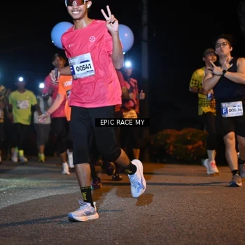 Runner Photo 8407815