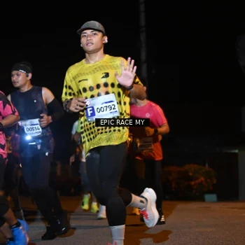 Runner Photo 8407837