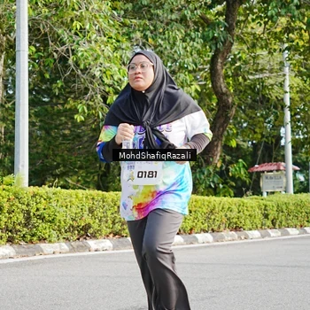 Runner Photo 8407857