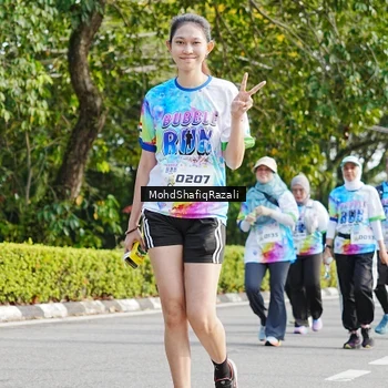 Runner Photo 8407890