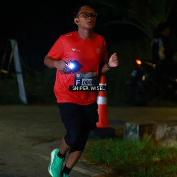 Runner Photo 8407899