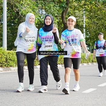Runner Photo 8407914