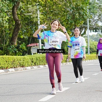 Runner Photo 8407929