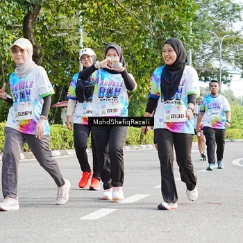 Runner Photo 8407932