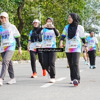 Runner Photo 8407938