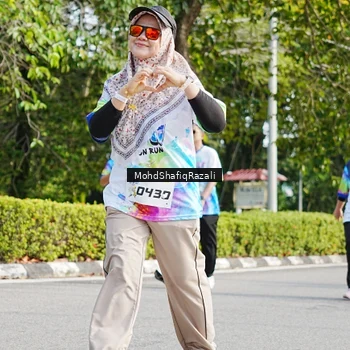Runner Photo 8407957