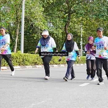 Runner Photo 8407960