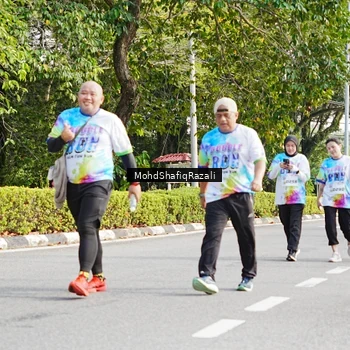 Runner Photo 8407965
