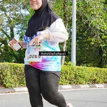 Runner Photo 8407980