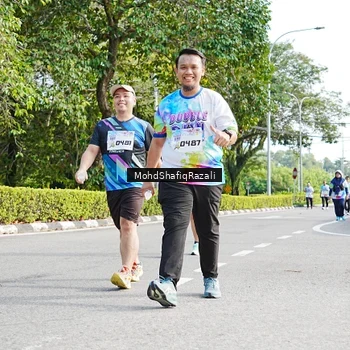 Runner Photo 8407984