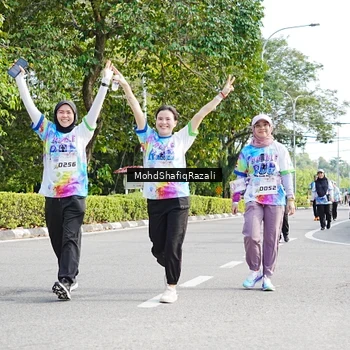 Runner Photo 8407991