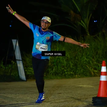 Runner Photo 8407992