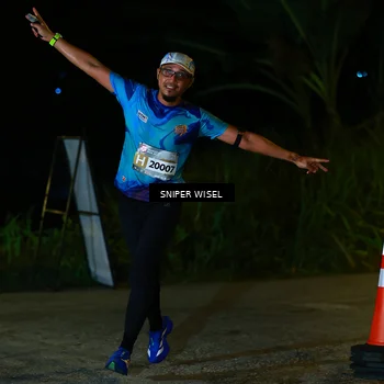 Runner Photo 8407999
