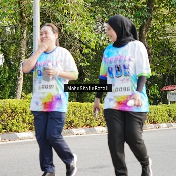 Runner Photo 8408014