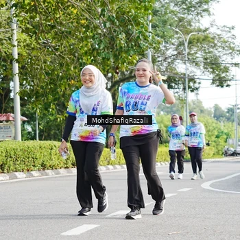 Runner Photo 8408017