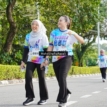 Runner Photo 8408022