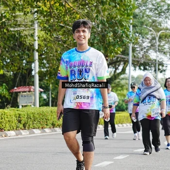 Runner Photo 8408040