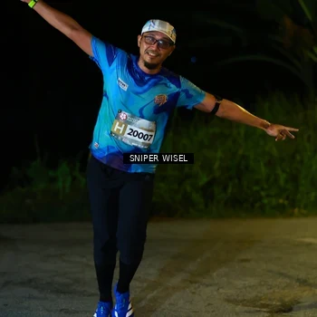 Runner Photo 8408044
