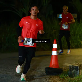 Runner Photo 8408049