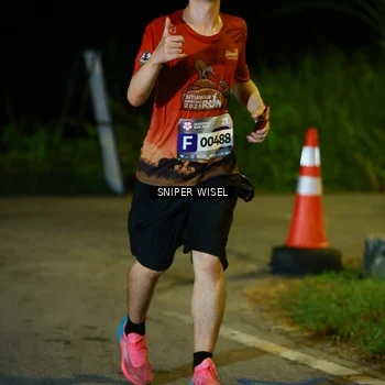 Runner Photo 8408054