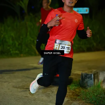 Runner Photo 8408065