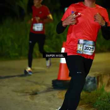 Runner Photo 8408068