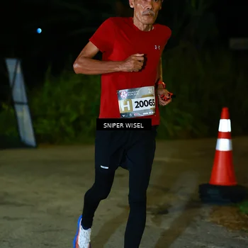 Runner Photo 8408072