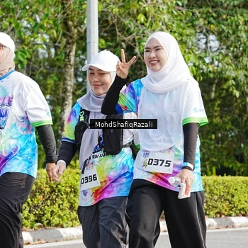 Runner Photo 8408077