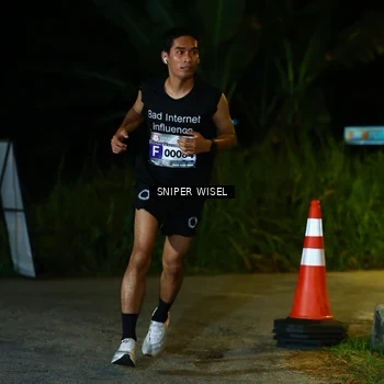 Runner Photo 8408086