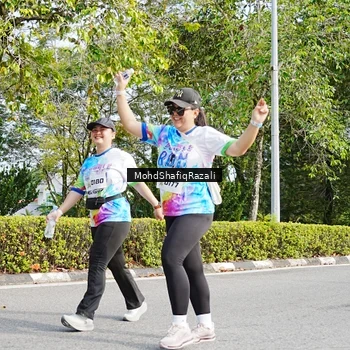 Runner Photo 8408089