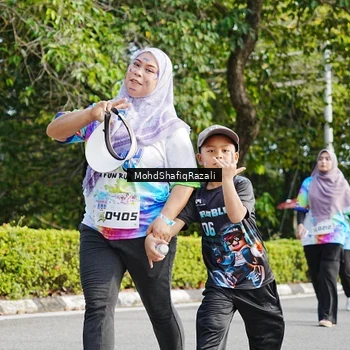 Runner Photo 8408090