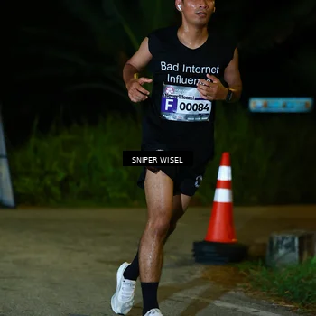 Runner Photo 8408092