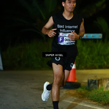 Runner Photo 8408095