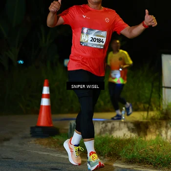 Runner Photo 8408116