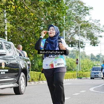 Runner Photo 8408134