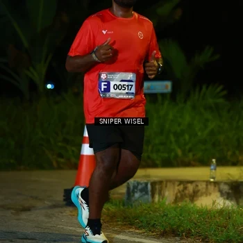 Runner Photo 8408152
