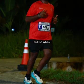 Runner Photo 8408155