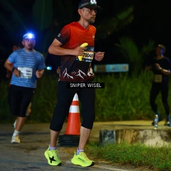 Runner Photo 8408167