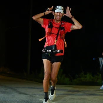 Runner Photo 8408183