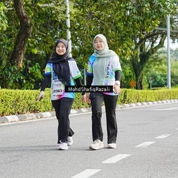 Runner Photo 8408190