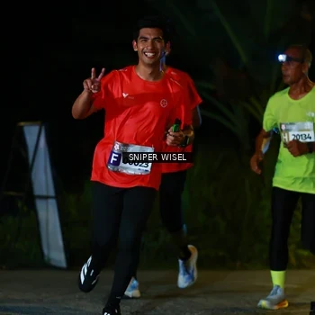 Runner Photo 8408216
