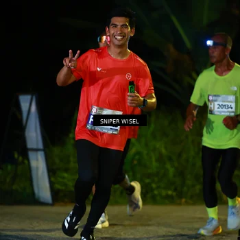 Runner Photo 8408221