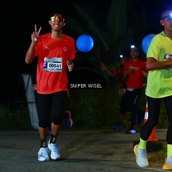 Runner Photo 8408224