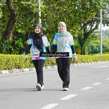 Runner Photo 8408230