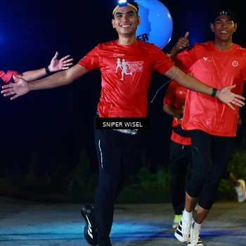 Runner Photo 8408242