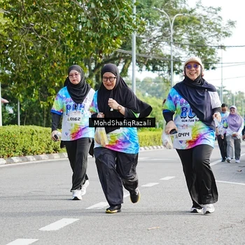 Runner Photo 8408261