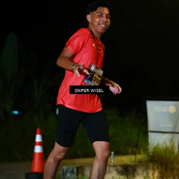 Runner Photo 8408263