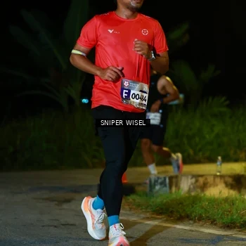Runner Photo 8408272