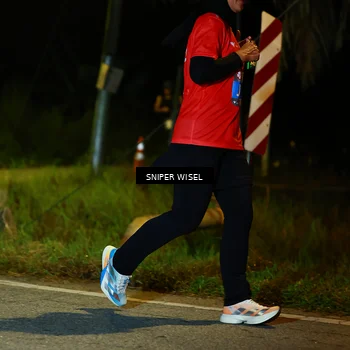 Runner Photo 8408276