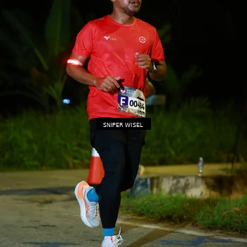 Runner Photo 8408278
